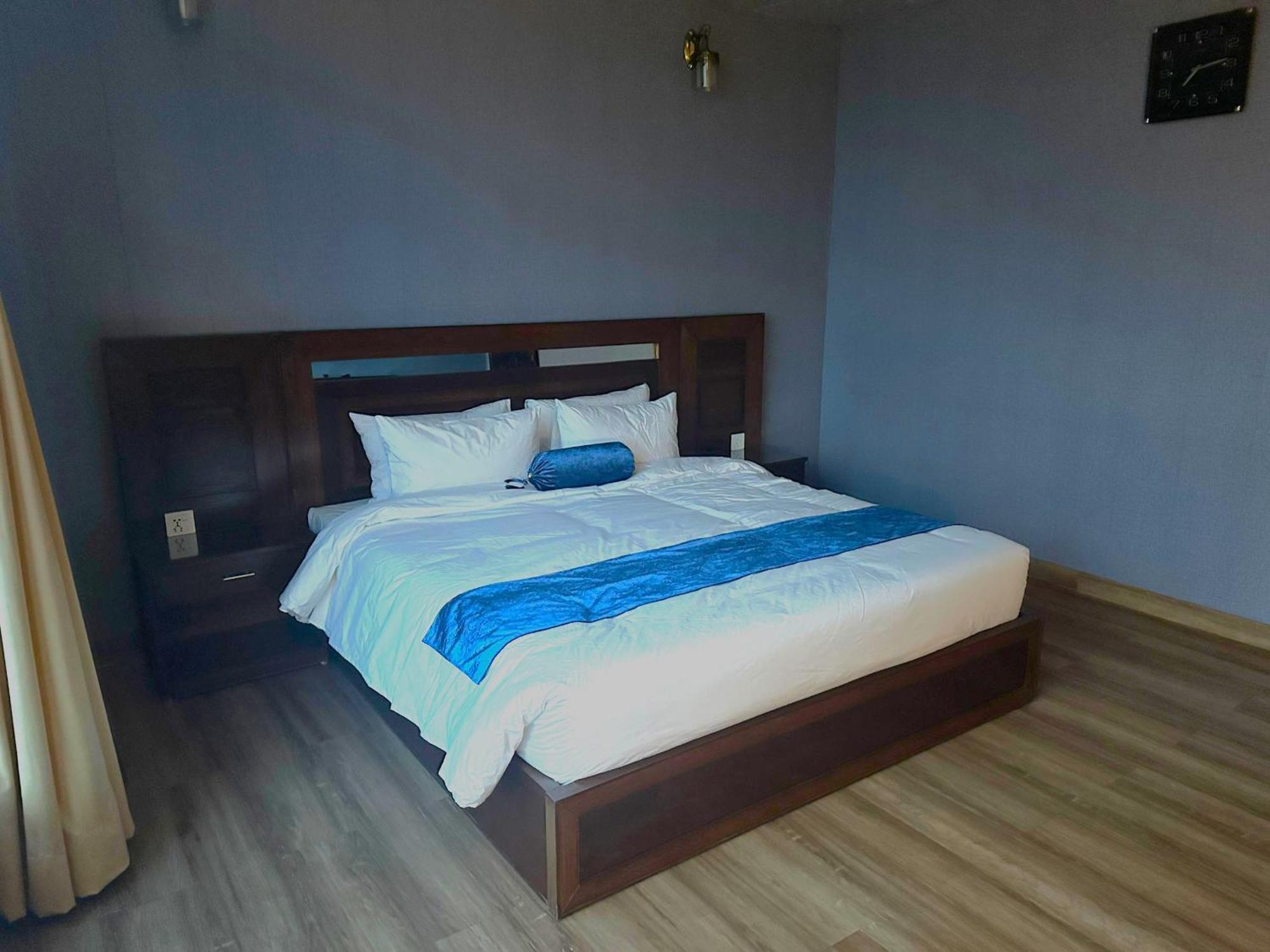 Luxury Apartment In Dha Phase 8, Near Allama Iqbal International Airport Lahore Exterior foto