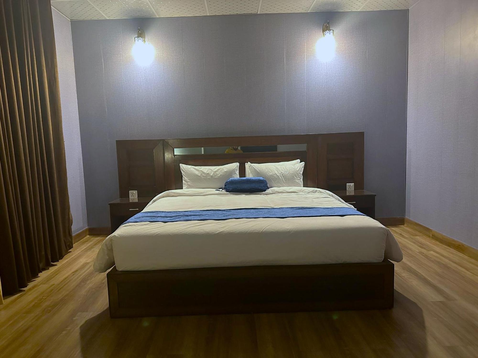 Luxury Apartment In Dha Phase 8, Near Allama Iqbal International Airport Lahore Exterior foto